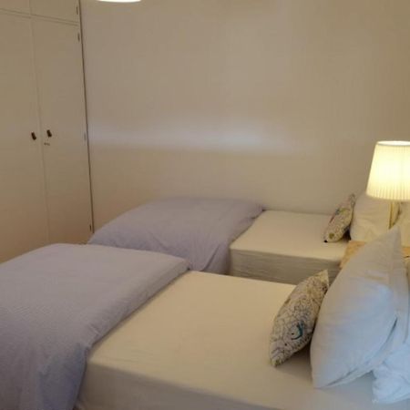 Central 2 Bedroom Apt W/Garden And Pantheon Views Lisboa المظهر الخارجي الصورة